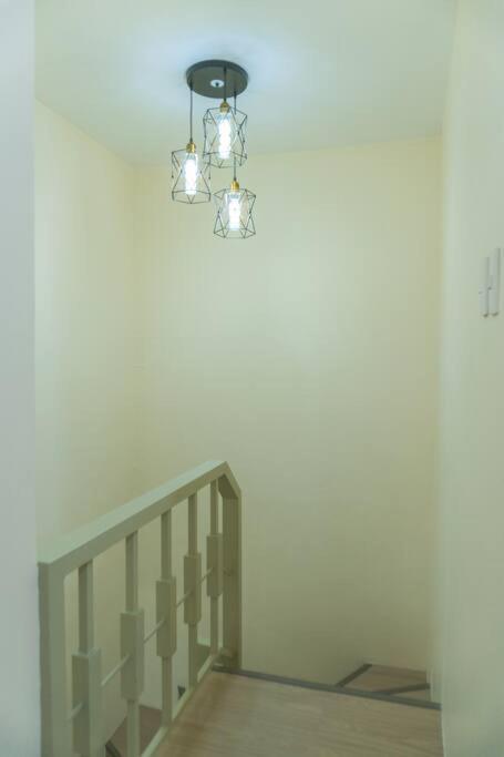 Hoshi's Cozy House City, Philippines Bahay bakasyunan Angeles